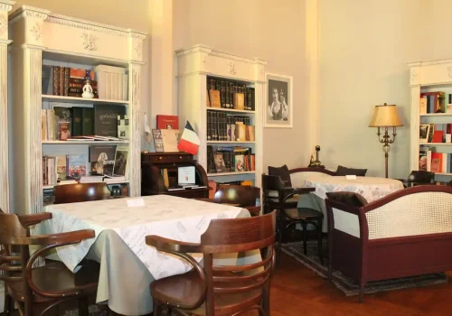 M.F.AXUNDZADƏ ADINA AZƏRBAYCAN MƏDƏNİYYƏT MUZEYİ ( GÜRCÜSTAN)