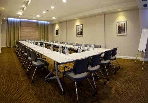 OTEL «CITY AVENUE» (TBİLİSİ, GÜRCÜSTAN)