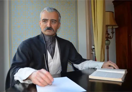 HEYKELLER, RELYEFLER VE BARELYEFLER